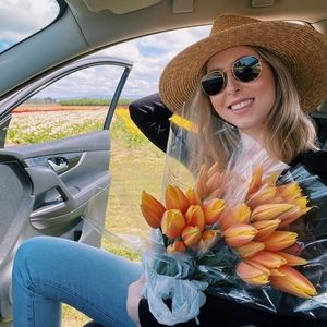 Meet your Posher, Natalie